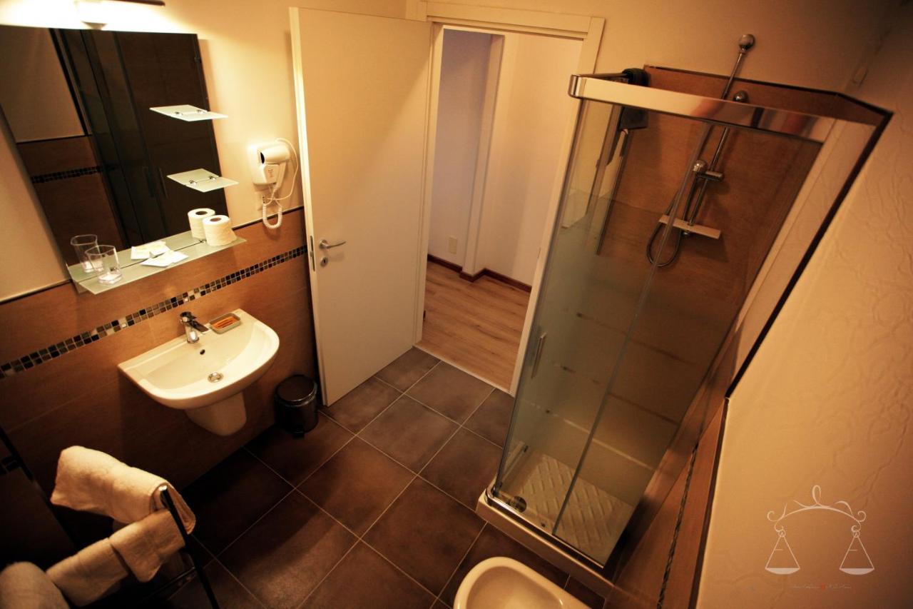 La Libra Rooms Cagliari Exteriör bild